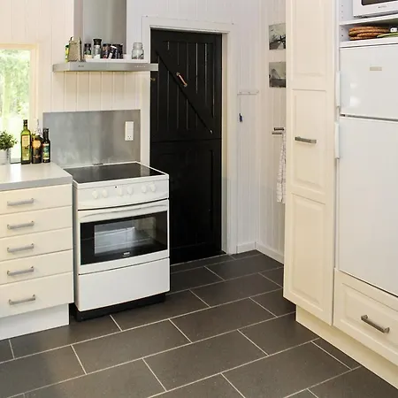 Three-bedroom Holiday In * הלס